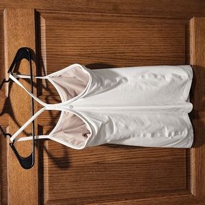 🍋 Lululemon Power Y tank